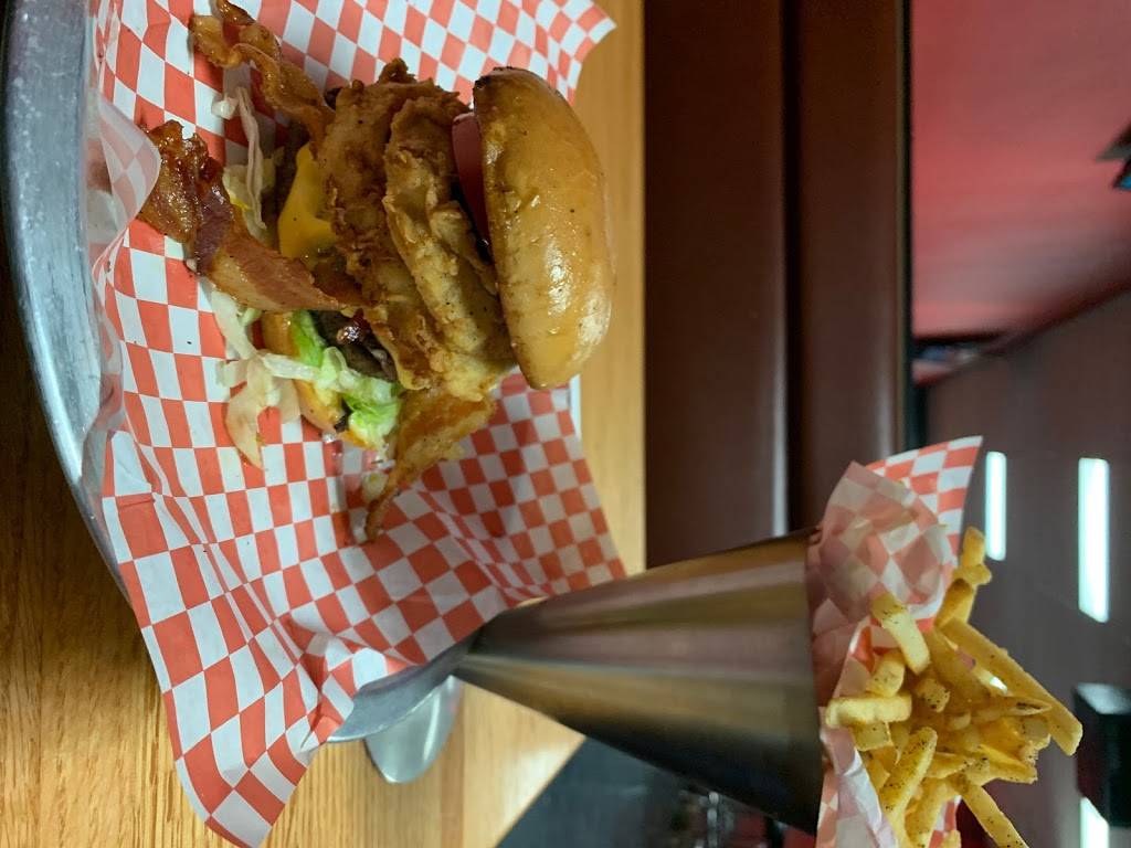 Brothers Bar & Grill | restaurant | 909 Winchester Rd, Lexington, KY 40505, USA | 8593680007 OR +1 859-368-0007