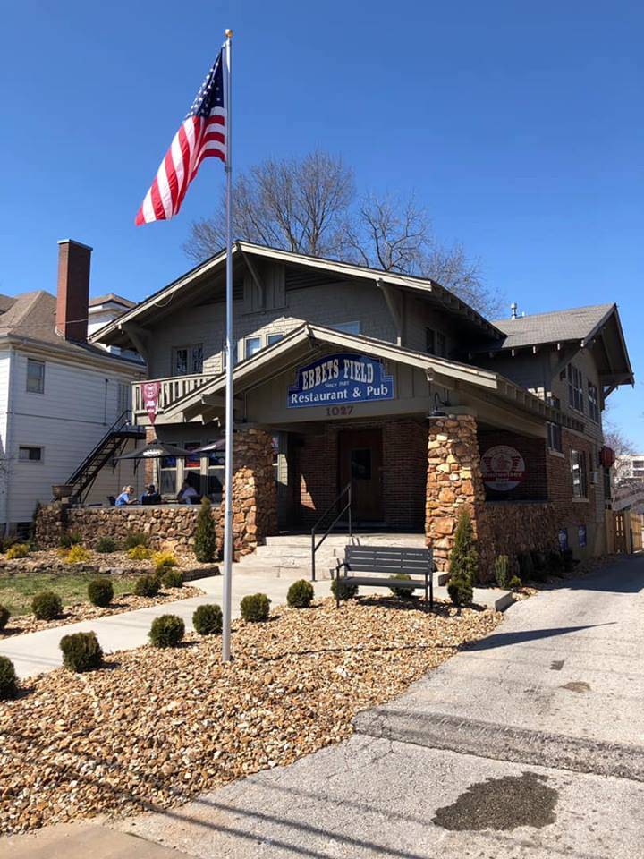 Ebbets Field | restaurant | 1027 E Walnut St, Springfield, MO 65806, USA | 4178655050 OR +1 417-865-5050