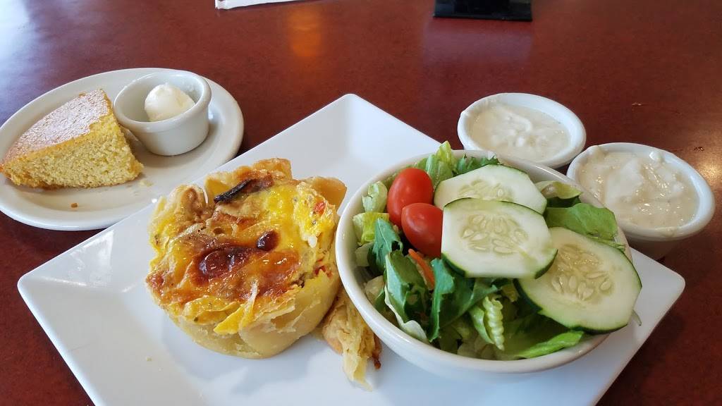 Bakers Square Restaurant & Bakery | restaurant | 7131 N Western Ave, Chicago, IL 60645, USA | 7737647898 OR +1 773-764-7898