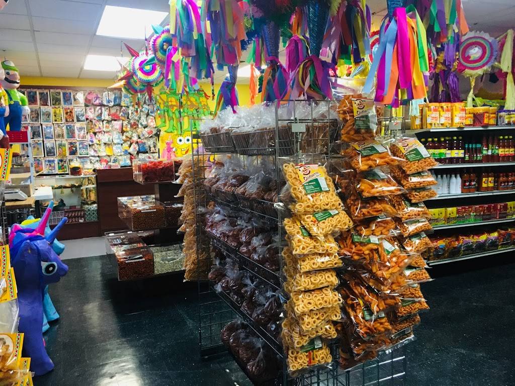 Minilandia Dulcería Y Nevería Michoacana |  | 4054 Crockett St, Richmond, VA 23228, USA | 8048554401 OR +1 804-855-4401