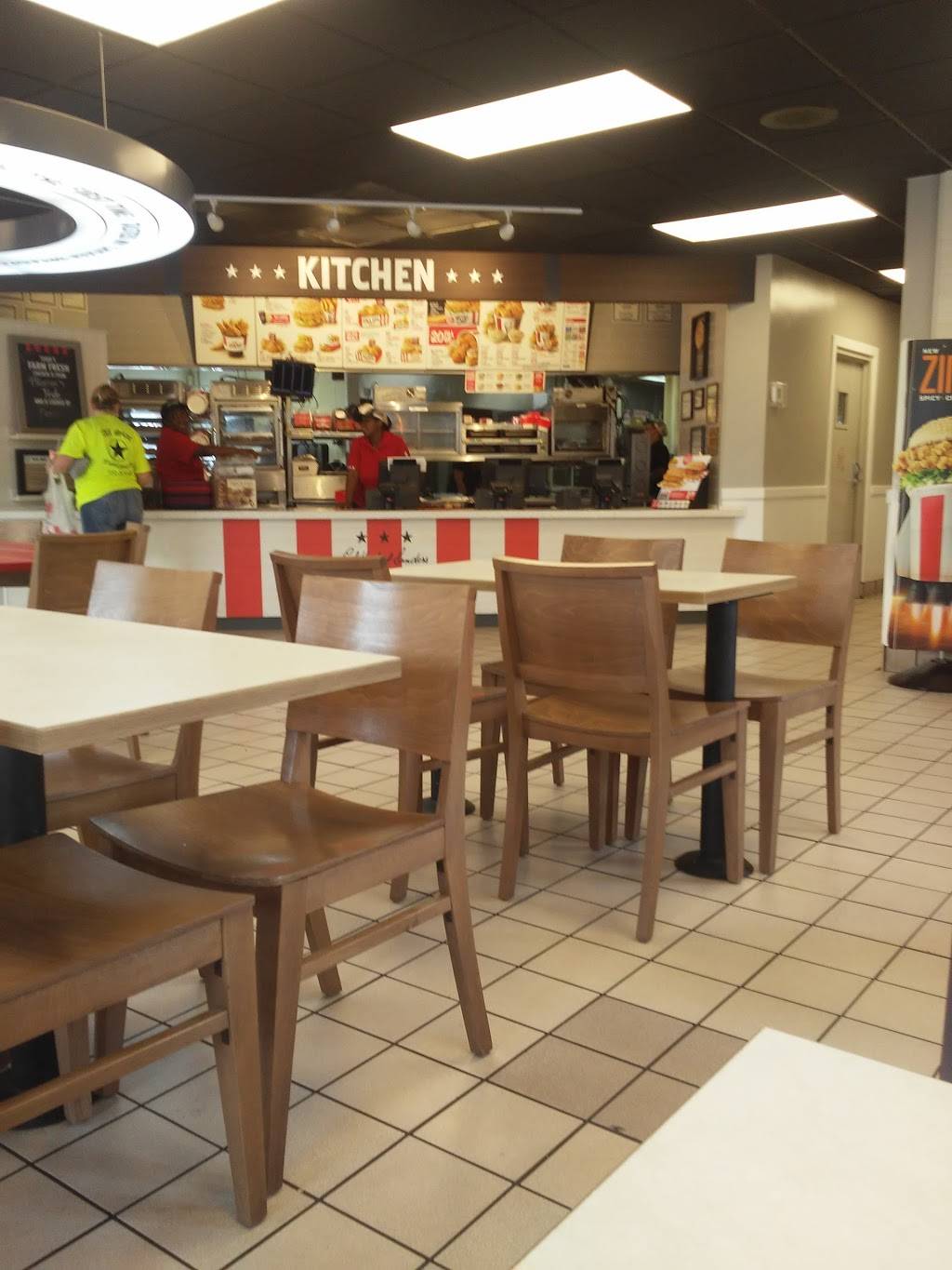 KFC | restaurant | 202 S Hill St, Griffin, GA 30224, USA | 7702273678 OR +1 770-227-3678