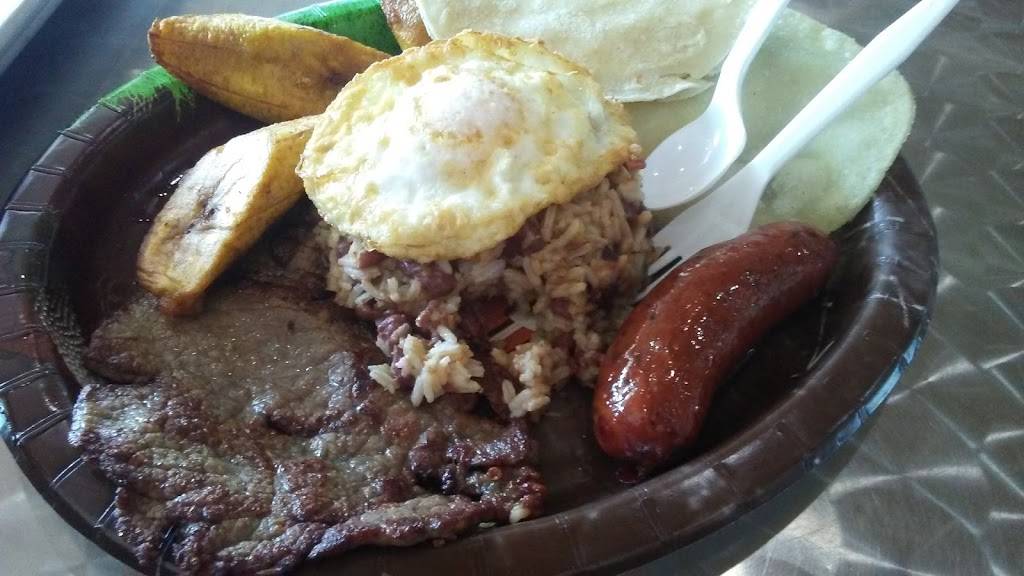 Pollo Riko | restaurant | 4400 North Fwy, Houston, TX 77022, USA | 7136922822 OR +1 713-692-2822