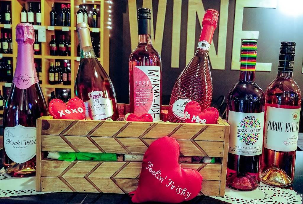 Wine Me Up | restaurant | 3900 Coffee Rd #2, Bakersfield, CA 93308, USA | 6615888556 OR +1 661-588-8556