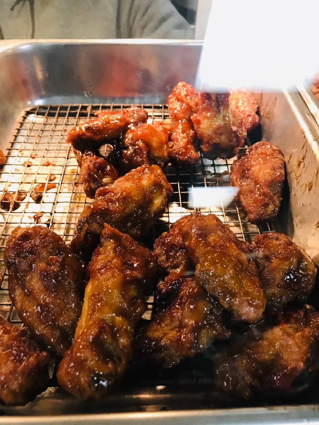 Chester Fried Chicken Express | restaurant | 23 Howard St, Toronto, ON M4X 1J6, Canada | 4169613025 OR +1 416-961-3025