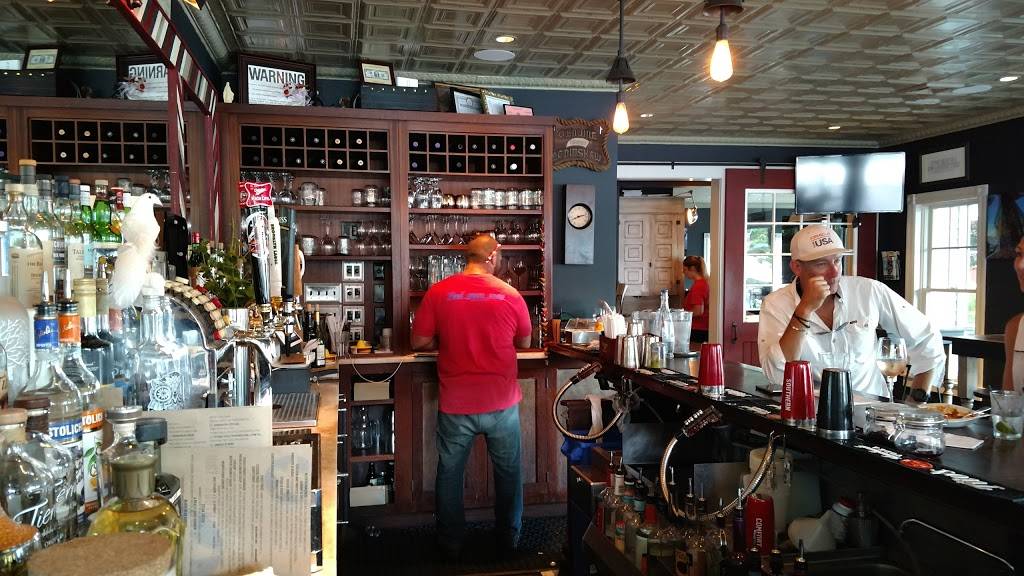 First and South | restaurant | 100 South St, Greenport, NY 11944, USA | 6313332200 OR +1 631-333-2200