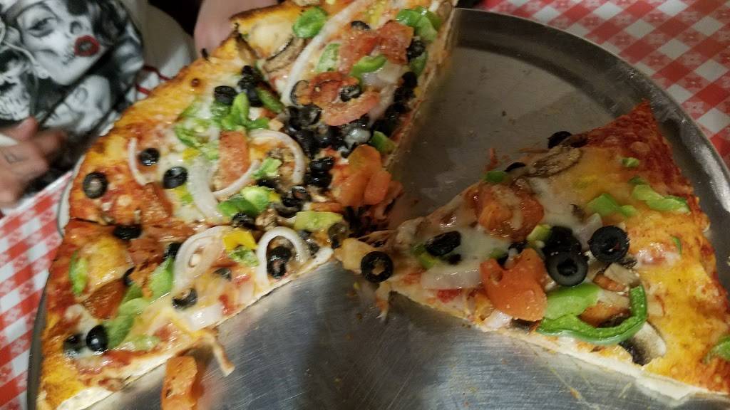 Alfredos Pizza & Pasta | restaurant | 251 W Base Line St, San Bernardino, CA 92410, USA | 9098850218 OR +1 909-885-0218