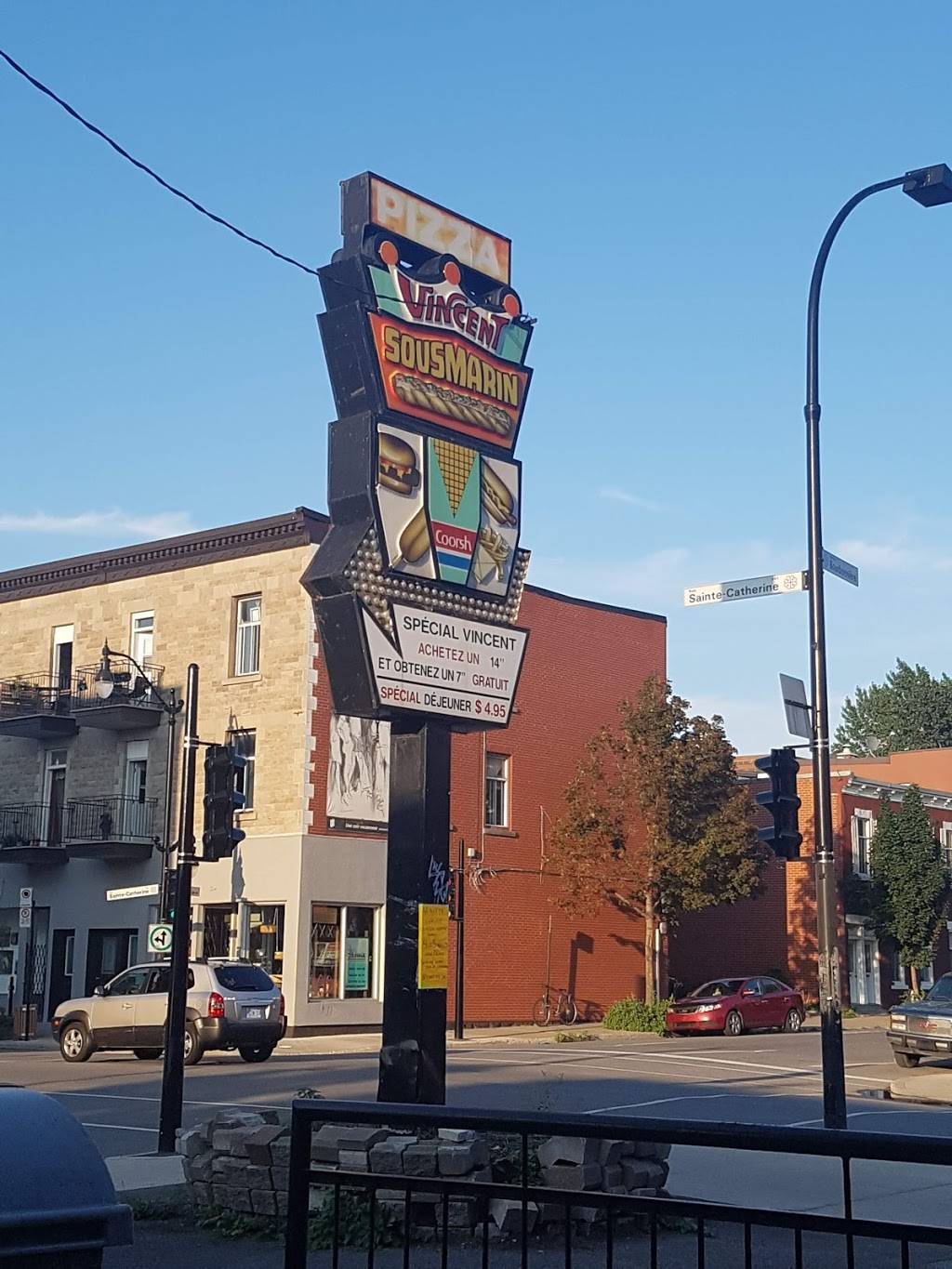 Vincent Sous-Marins | restaurant | 3855 Rue Sainte-Catherine E, Montréal, QC H1W 3L6, Canada | 5145266606 OR +1 514-526-6606