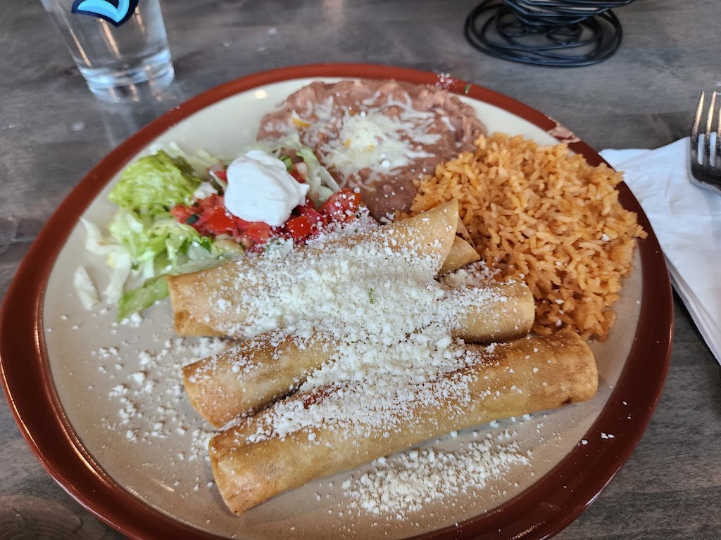 De Leon’s Taco & Bar #2 GU | restaurant | 1801 N Hamilton St, Spokane, WA 99207, USA | 5098639591 OR +1 509-863-9591