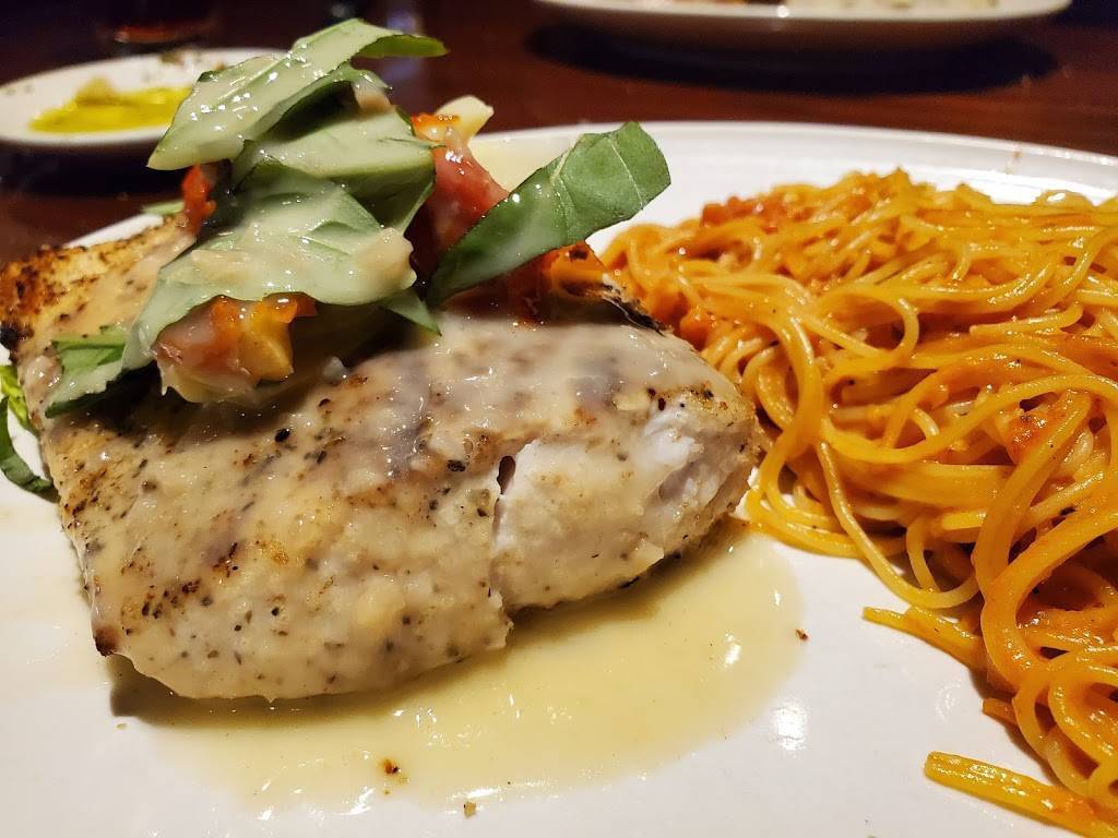 Carrabbas Italian Grill | meal takeaway | 12990 S Cleveland Ave, Fort Myers, FL 33907, USA | 2394330877 OR +1 239-433-0877