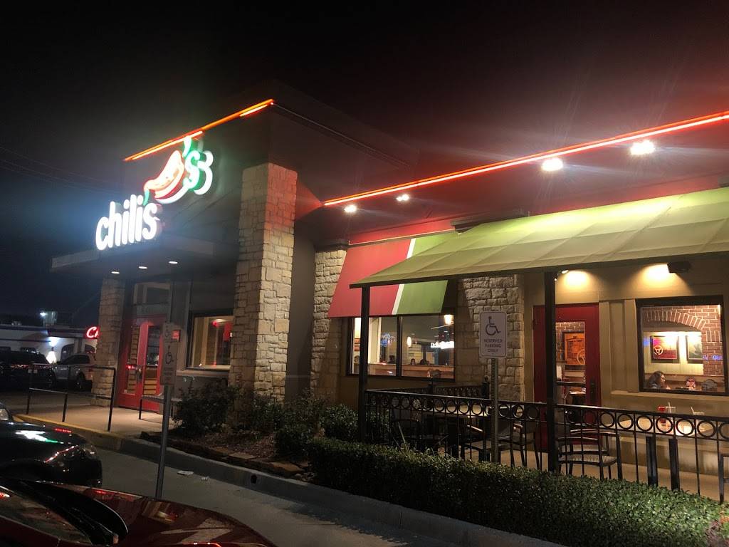 Chilis Grill & Bar | restaurant | 6121 Westheimer Rd, Houston, TX 77057, USA | 8322510454 OR +1 832-251-0454