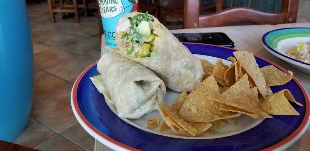 Folsom at The Creek | Dos Coyotes | restaurant | 13385 Folsom Blvd, Folsom, CA 95630, USA | 9163519750 OR +1 916-351-9750