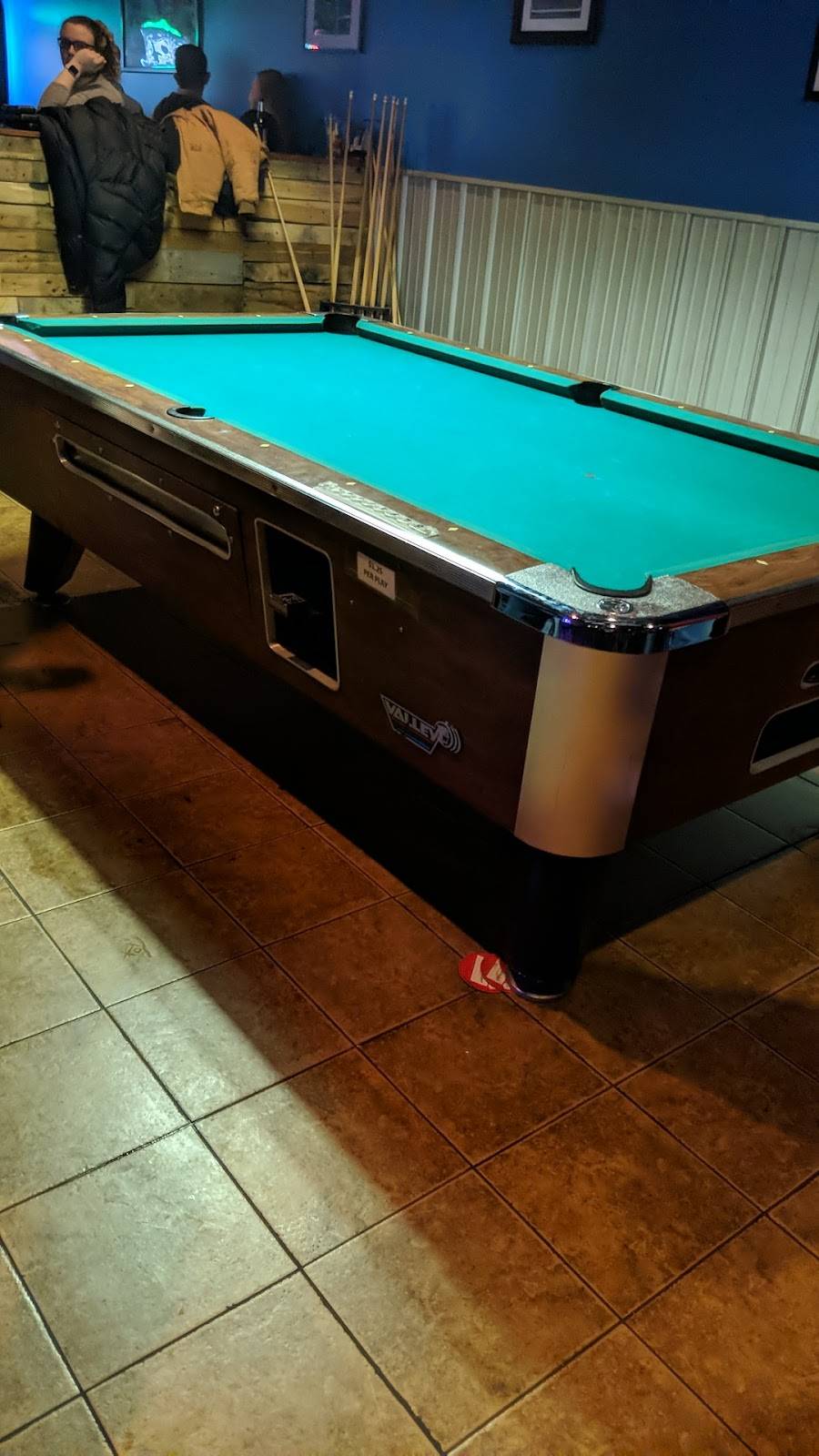 HOSES N CUFFS GRILL + BAR | restaurant | 8355 Indianapolis Blvd, Highland, IN 46322, USA | 2198385909 OR +1 219-838-5909