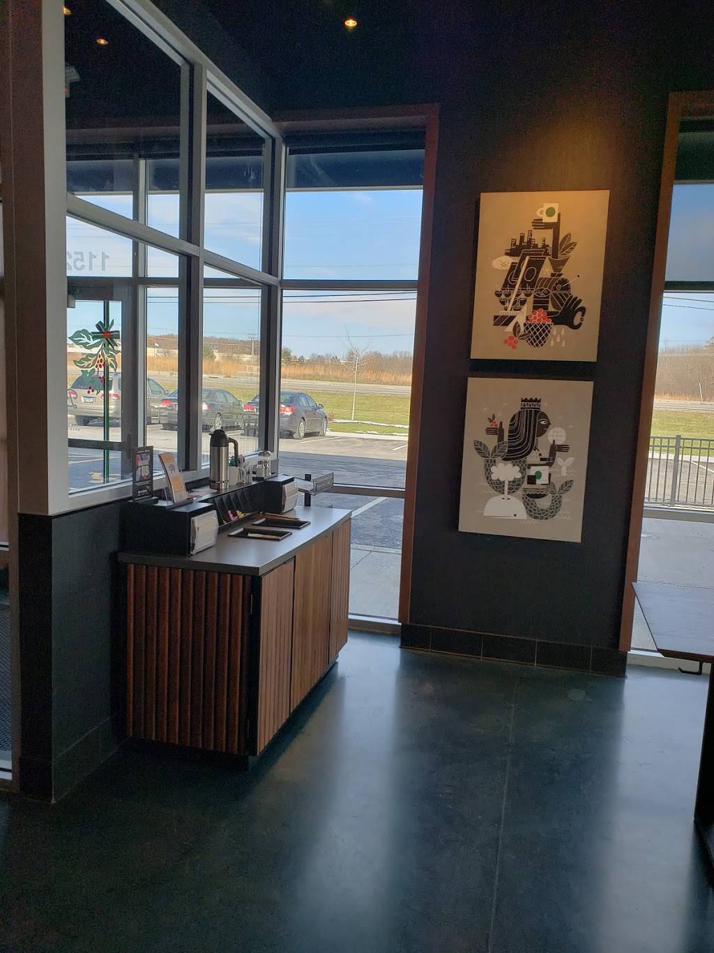 Starbucks | cafe | 11525 US-14, Woodstock, IL 60098, USA | 2245752152 OR +1 224-575-2152