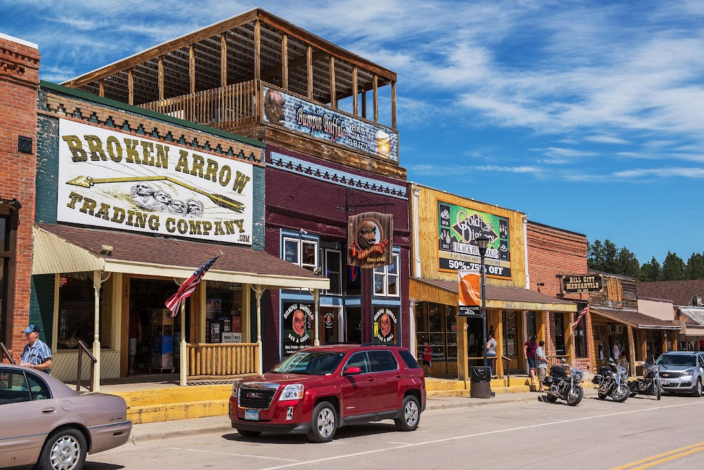 Bumpin Buffalo Bar and Grill | restaurant | 245 Main St, Hill City, SD 57745, USA | 6055742471 OR +1 605-574-2471