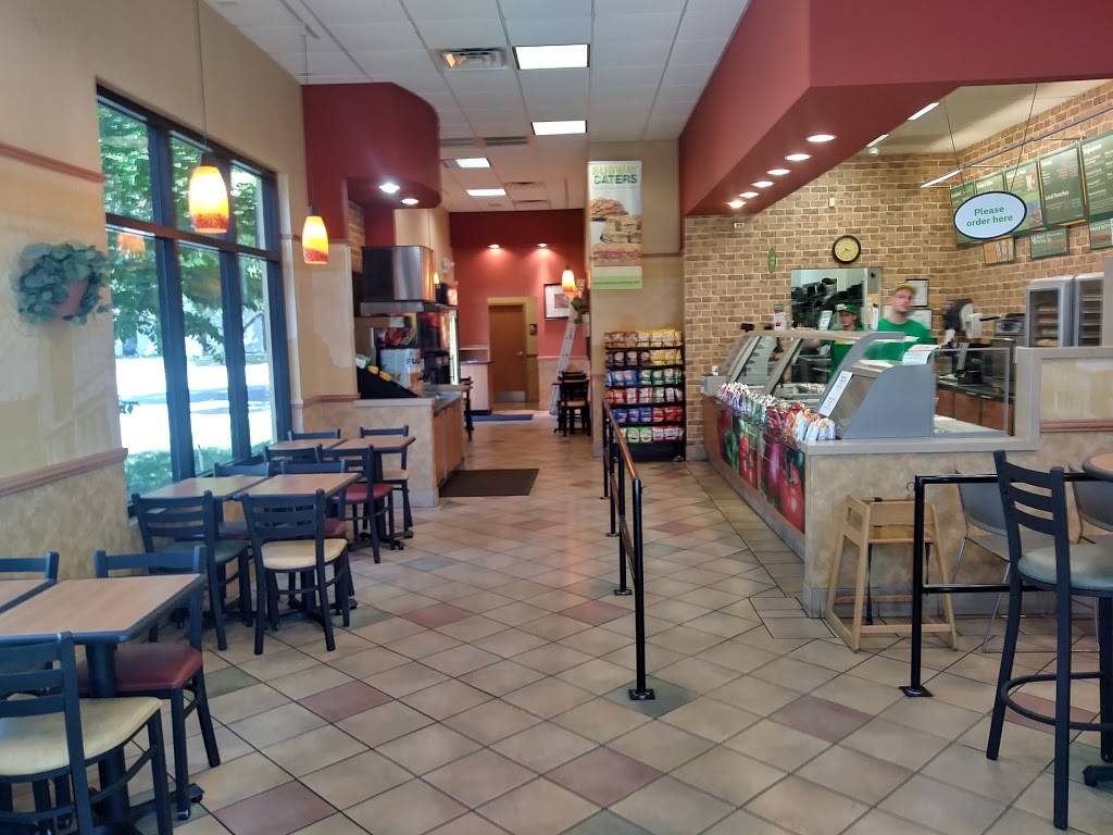 Subway Restaurants | restaurant | 23055 US-19, Clearwater, FL 33765, USA | 7274128549 OR +1 727-412-8549