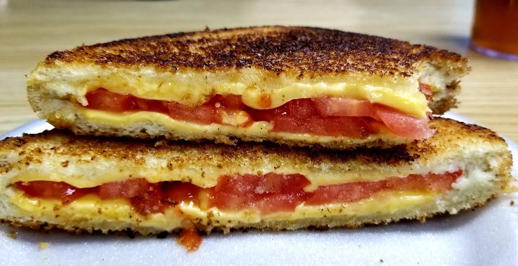 Wades Diner | restaurant | 2555 Saluda Rd, Rock Hill, SC 29730, USA | 8033299644 OR +1 803-329-9644