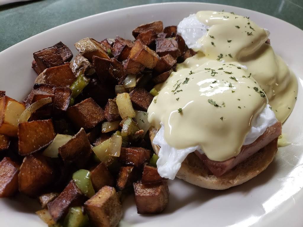 Reeds Good Food & Spirits | restaurant | 15610 92nd St NW, Lakebay, WA 98349, USA | 2536490165 OR +1 253-649-0165