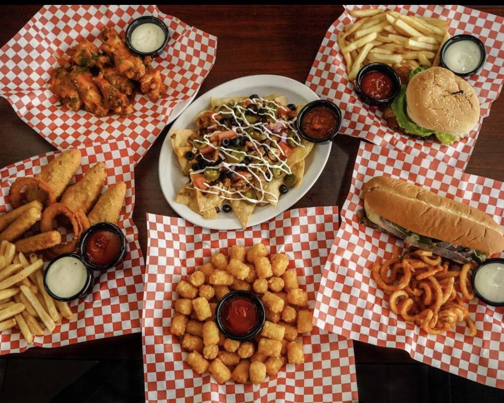 Harrys sports bar & grill | restaurant | 303 Iron Point Rd, Folsom, CA 95630, USA | 9163575567 OR +1 916-357-5567