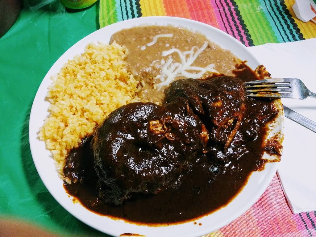 Al Estilo Michoacan | restaurant | 12050 SW Allen Blvd, Beaverton, OR 97008, USA | 5037467481 OR +1 503-746-7481