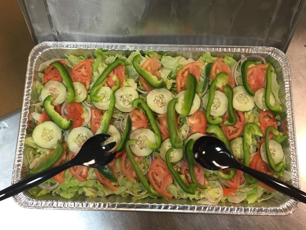 Famos Subs & Salads | restaurant | 3375 Milwaukee Ave A-B, Northbrook, IL 60062, USA | 8476993354 OR +1 847-699-3354