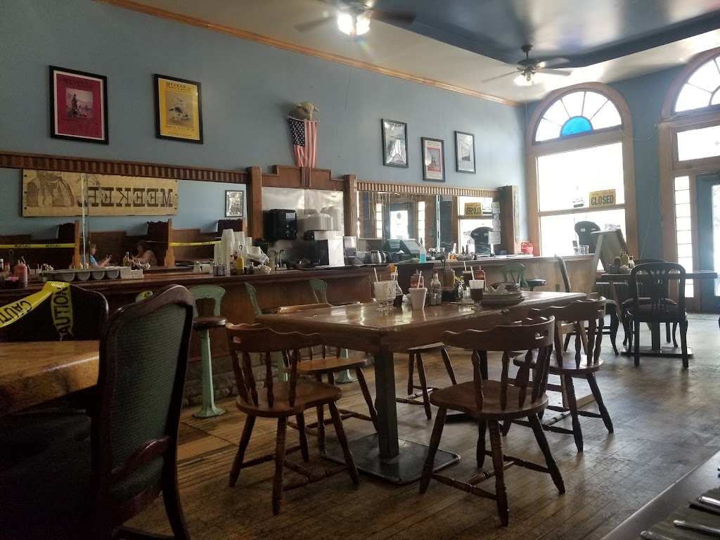 Meeker Cafe | restaurant | 560 Main St, Meeker, CO 81641, USA | 9708785062 OR +1 970-878-5062