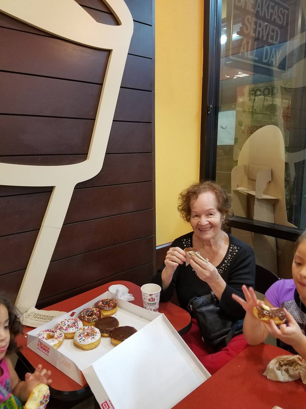 Dunkin | bakery | 2321 S University Dr, Davie, FL 33324, USA | 9544537002 OR +1 954-453-7002