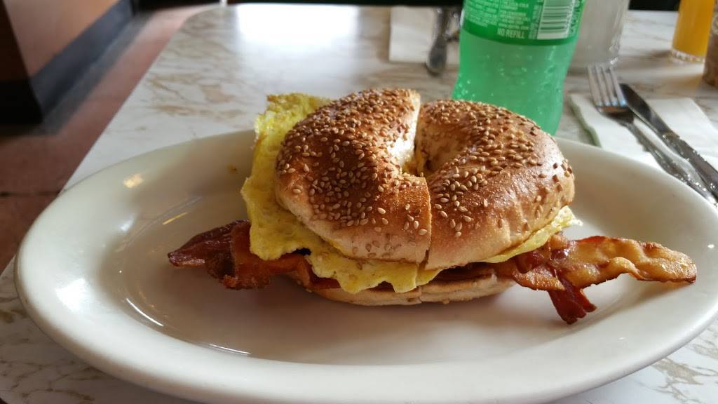 Cosmos | restaurant | 726 E Tremont Ave, Bronx, NY 10457, USA | 7182991925 OR +1 718-299-1925