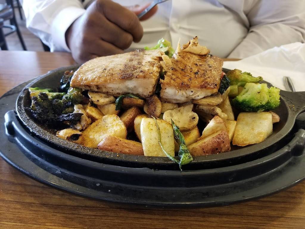 Dennys | restaurant | 7065 Winchester Rd, Memphis, TN 38125, USA | 9013169770 OR +1 901-316-9770