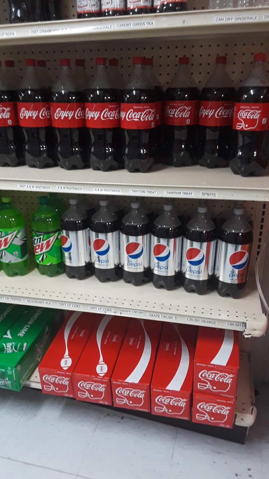 Dips Ocean Mart | restaurant | 2501 Red Lion Rd, Kirkwood, DE 19708, USA | 3028341106 OR +1 302-834-1106