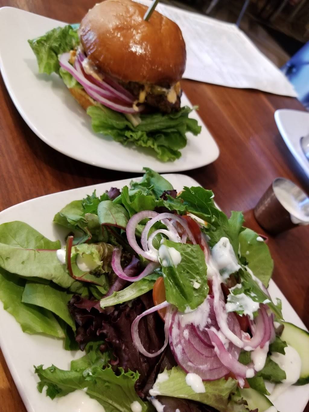 Urge American Gastropub | restaurant | 16761 Bernardo Center Dr, San Diego, CA 92128, USA | 8586738743 OR +1 858-673-8743