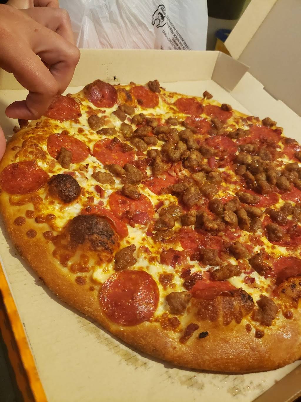 Little Caesars Pizza | meal takeaway | 10019 Dixie Hwy, Louisville, KY 40272, USA | 5029377474 OR +1 502-937-7474