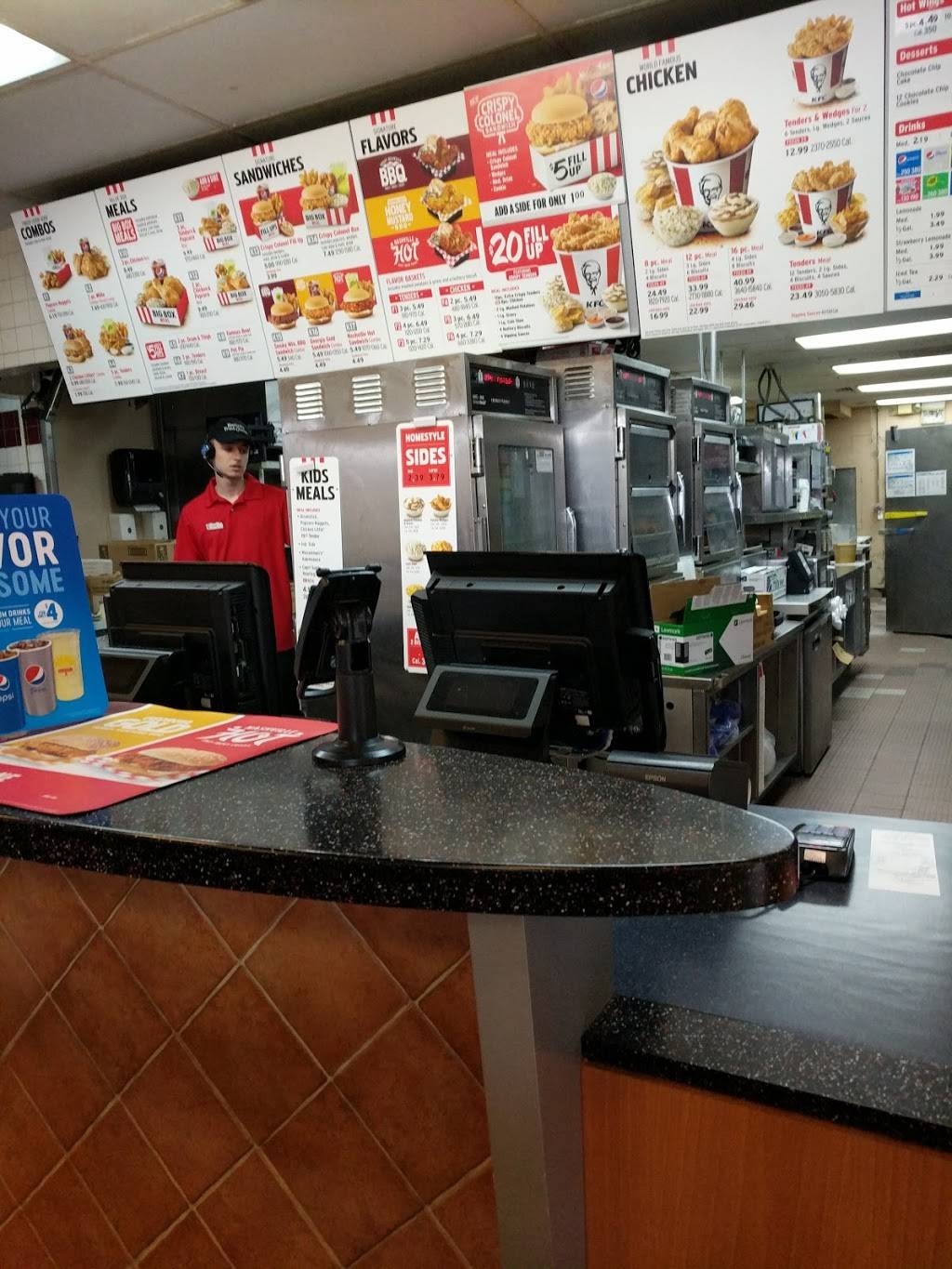 KFC | restaurant | 7145 Redwood Blvd, Novato, CA 94945, USA | 4158930465 OR +1 415-893-0465