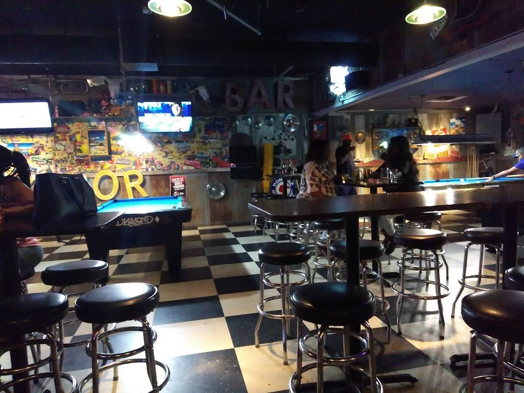 Broadway Pizza (Eagles Nest Lounge) | meal delivery | 4106 Lakeland Ave N, Robbinsdale, MN 55422, USA | 7635330800 OR +1 763-533-0800