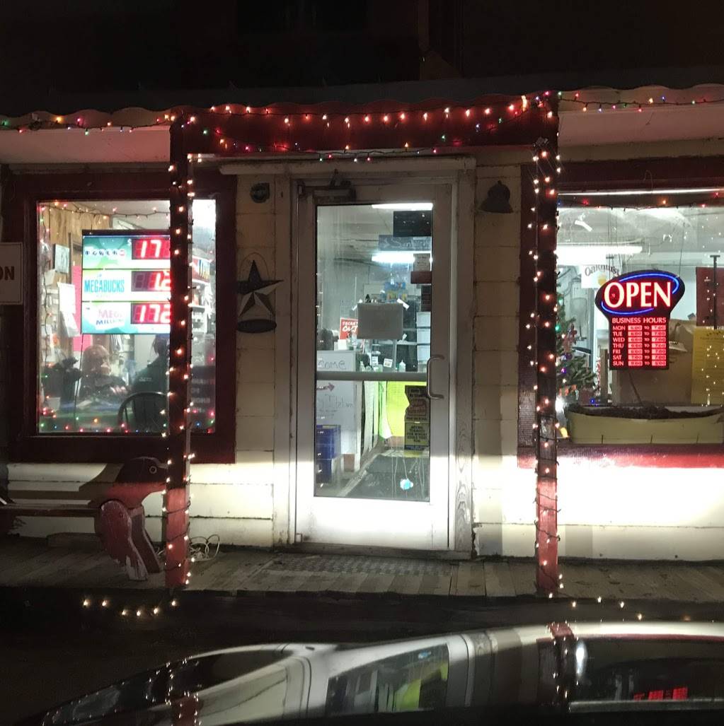 Bowdoinham Country Store | meal takeaway | 54 River Rd, Bowdoinham, ME 04008, USA | 2076665571 OR +1 207-666-5571