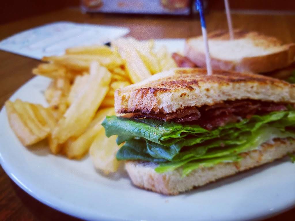 Dennys | restaurant | 5445 Kearny Villa Rd, San Diego, CA 92123, USA | 8582777272 OR +1 858-277-7272