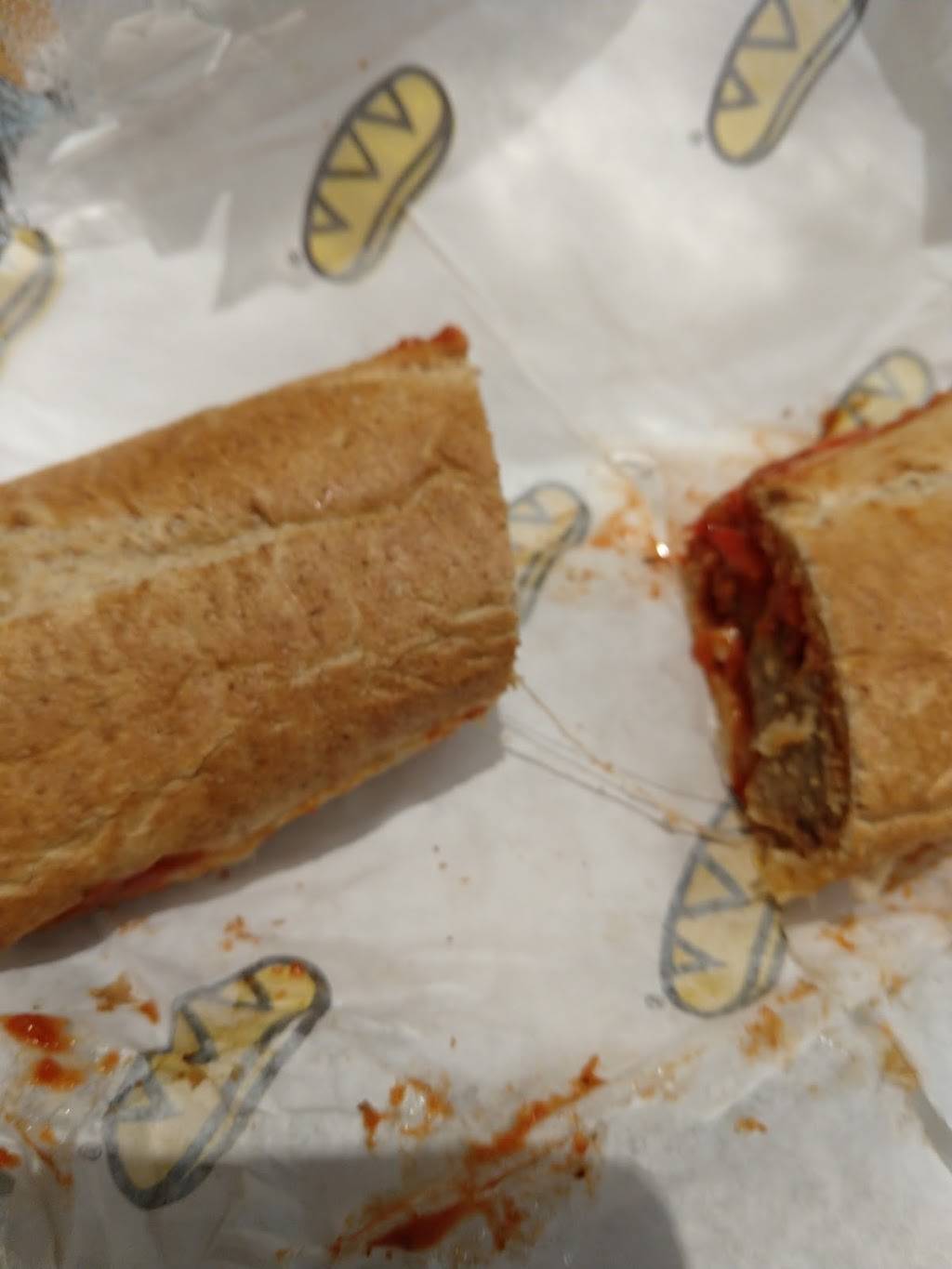 Which Wich Superior Sandwiches | restaurant | 711 Louisiana St R213, Houston, TX 77002, USA | 7132222999 OR +1 713-222-2999