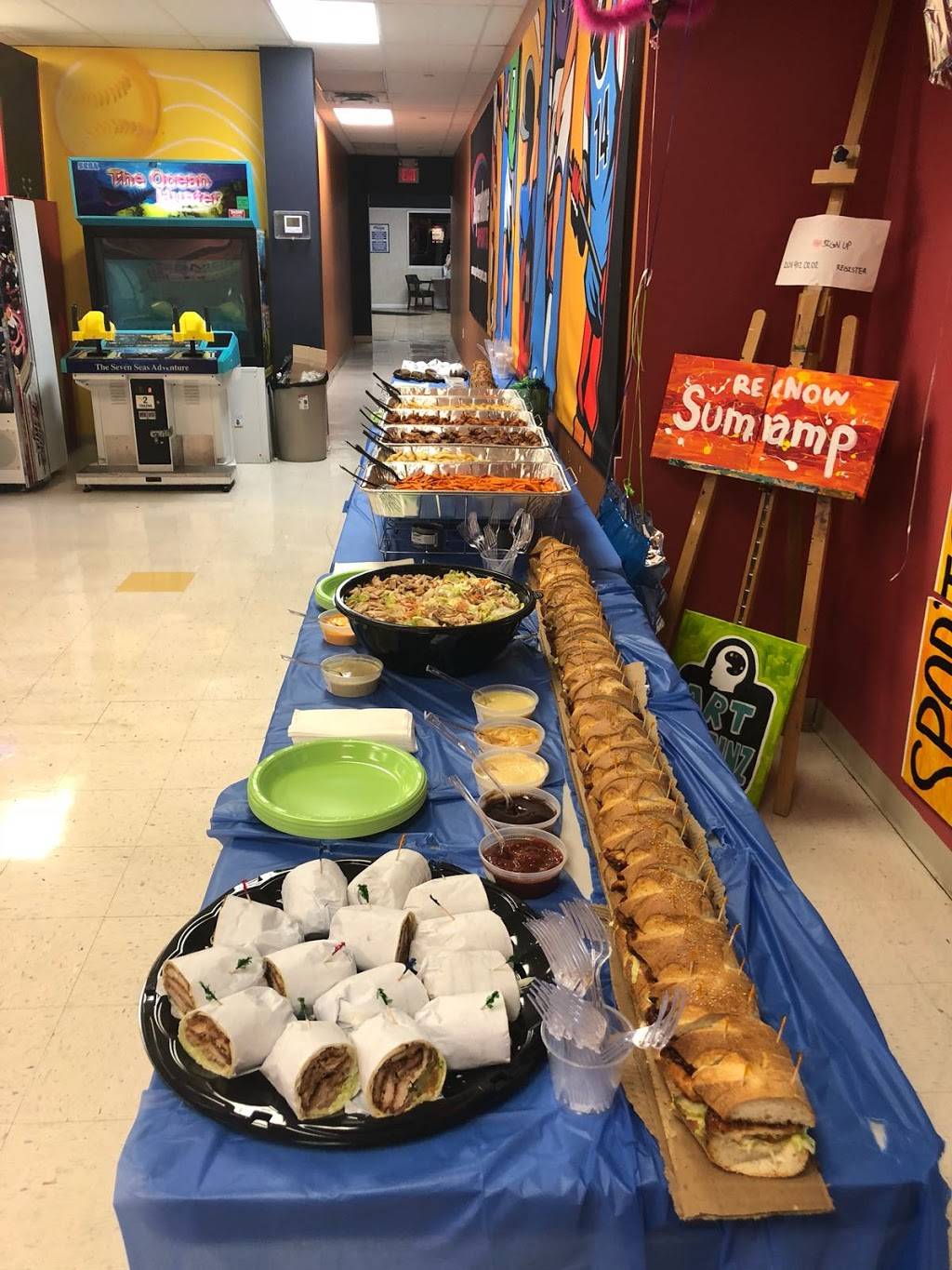 Chickies French Fry & Chicken Bar | meal takeaway | 172 W Englewood A, Teaneck, NJ 07666, USA | 2012666033 OR +1 201-266-6033