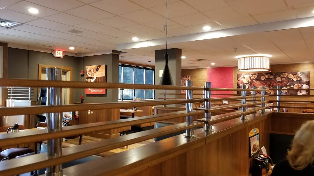 IHOP | restaurant | 11710 Morris Bridge Rd, Temple Terrace, FL 33617, USA | 8139830125 OR +1 813-983-0125