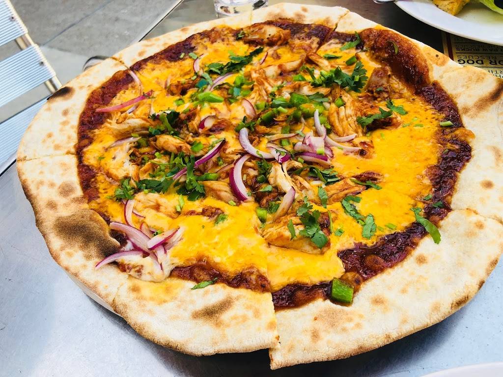 MoMos | restaurant | 760 2nd St, San Francisco, CA 94107, USA | 4152278660 OR +1 415-227-8660