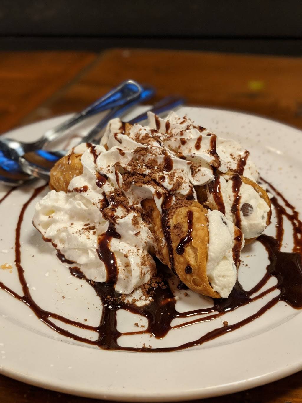 Main St. Pizzeria & Beer Garden | restaurant | 214 N Main Street, Buda, TX 78610, USA | 5125238517 OR +1 512-523-8517