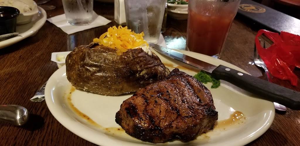 Cattlemens Steak House | restaurant | 2458 N Main St, Fort Worth, TX 76164, USA | 8176243945 OR +1 817-624-3945