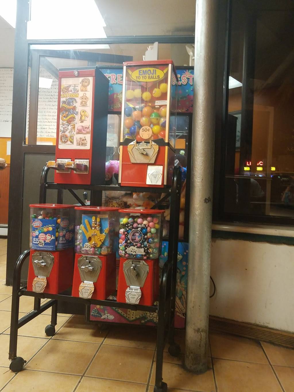 Red Apple | restaurant | 10 Orange St, Springfield, MA 01108, USA | 4137317722 OR +1 413-731-7722