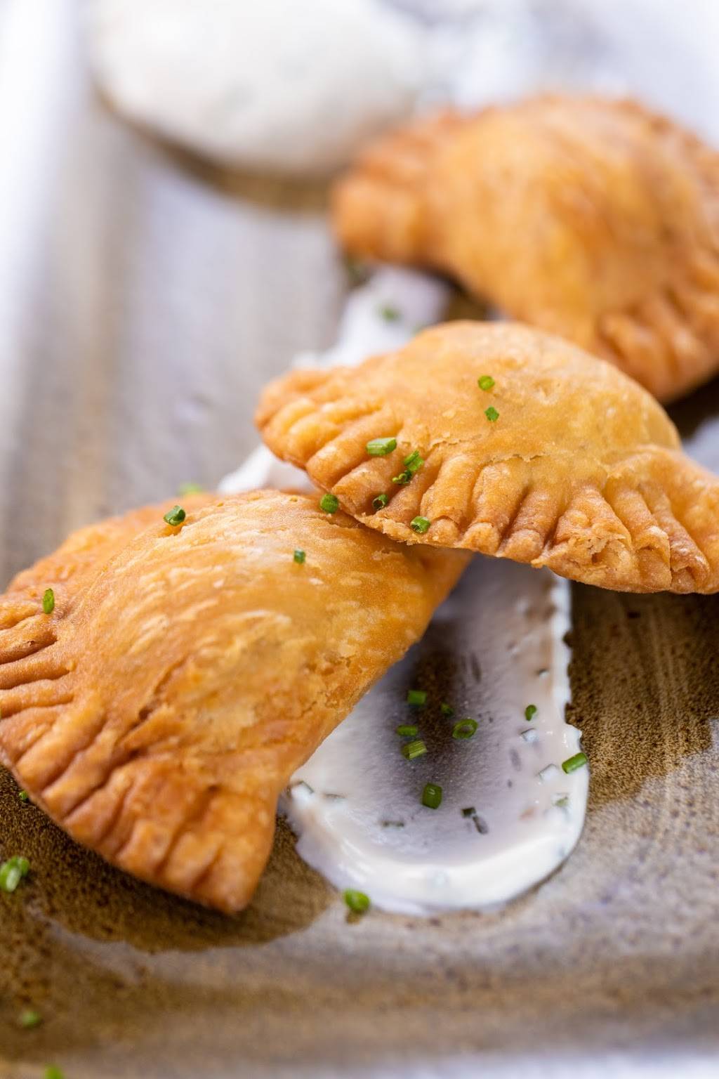 Ellas Table | restaurant | 465 Arkansas Ave, Fayetteville, AR 72701, USA | 4795820400 OR +1 479-582-0400