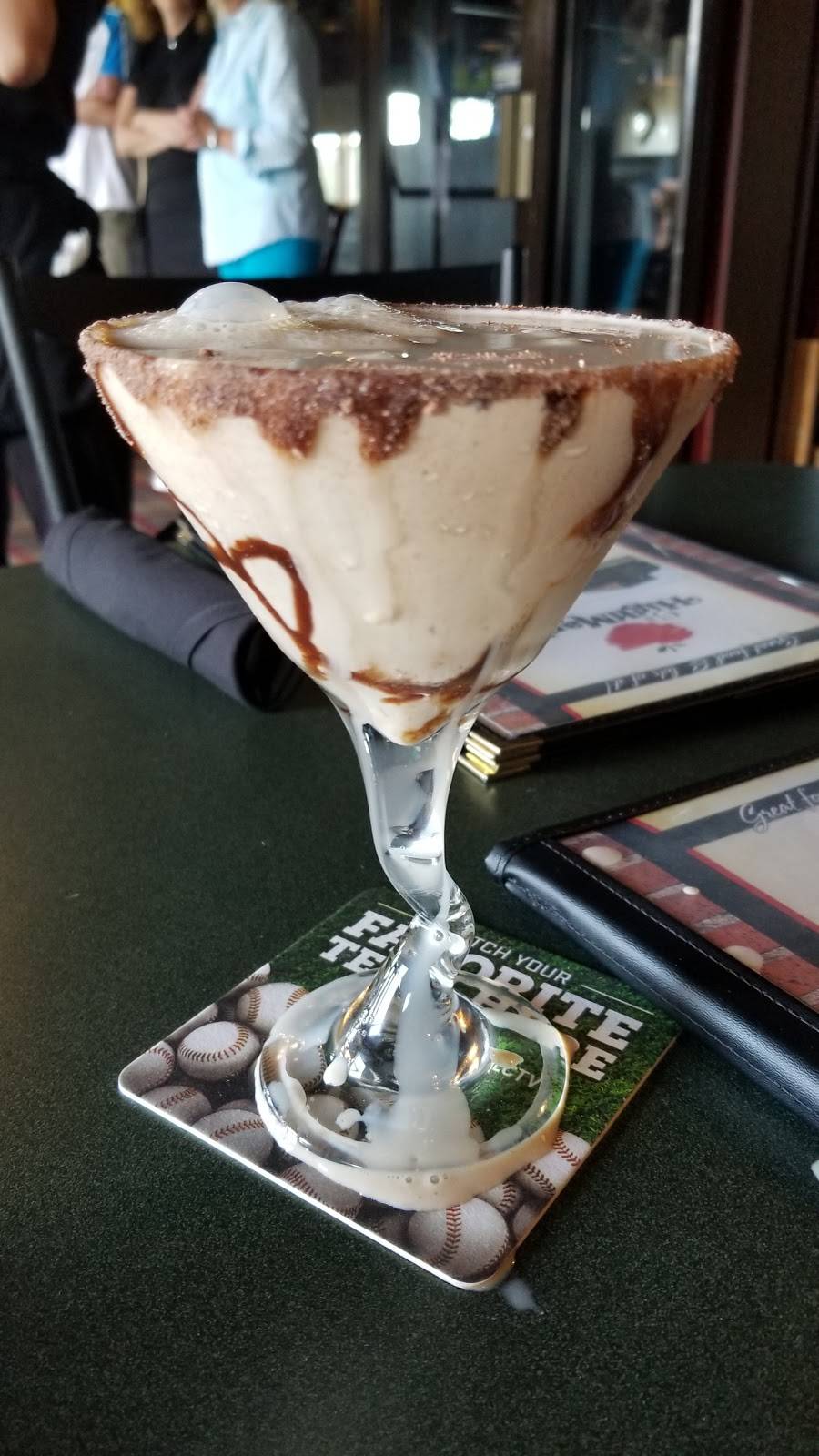 CJs Highmarks | restaurant | 1211 Irmscher Blvd, Celina, OH 45822, USA | 4195865552 OR +1 419-586-5552