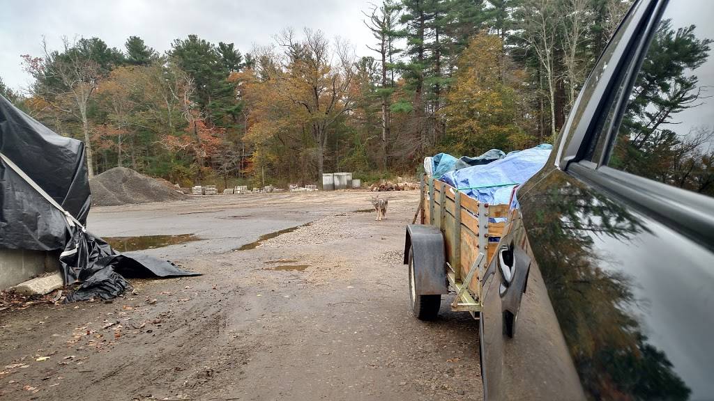 D E Foods Inc | restaurant | 170 Olde Forge Rd, Hanover, MA 02339, USA | 7819820755 OR +1 781-982-0755