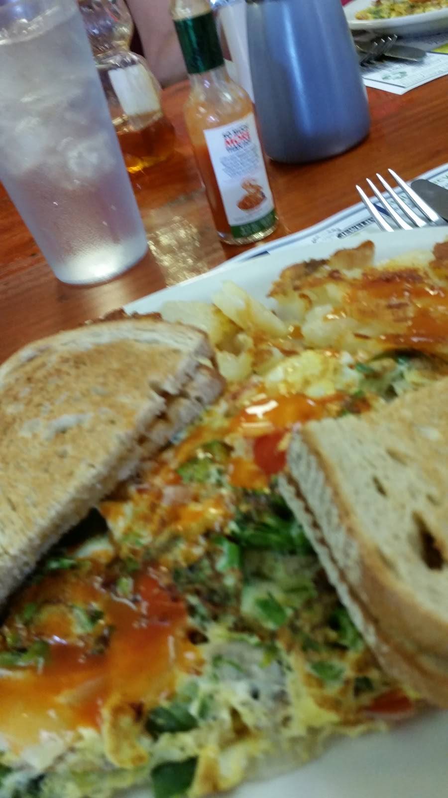 Aunt Jennies Diner | restaurant | 41 Gap Newport Pike, Gap, PA 17527, USA | 7174075055 OR +1 717-407-5055