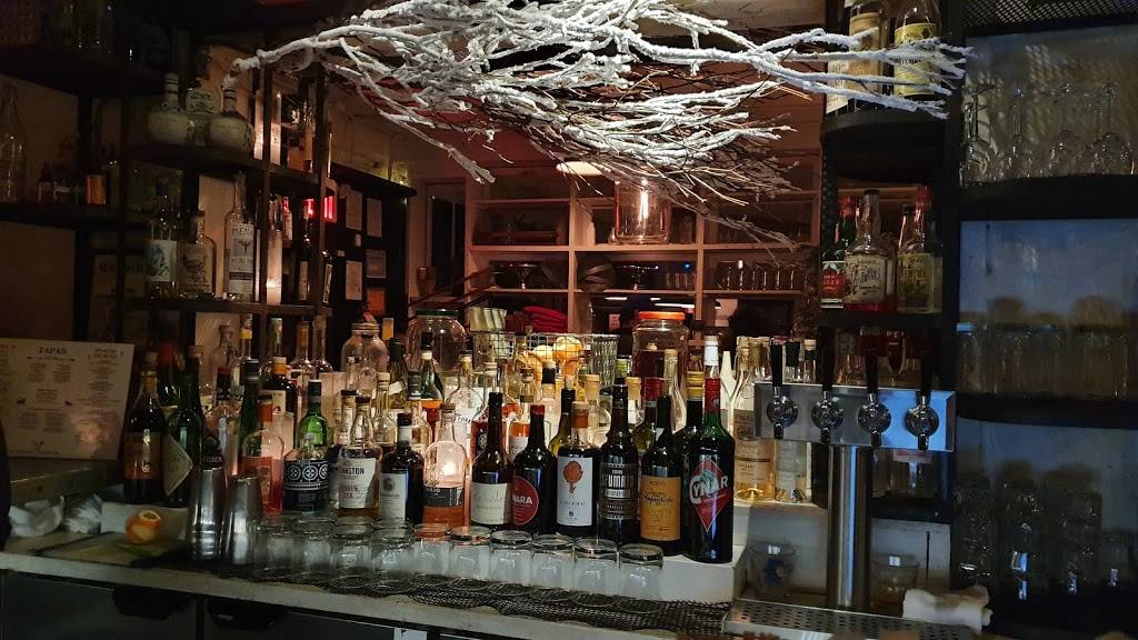 Saraghina Tapas Bar | restaurant | 348 Lewis Ave, Brooklyn, NY 11233, USA | 7185740010 OR +1 718-574-0010