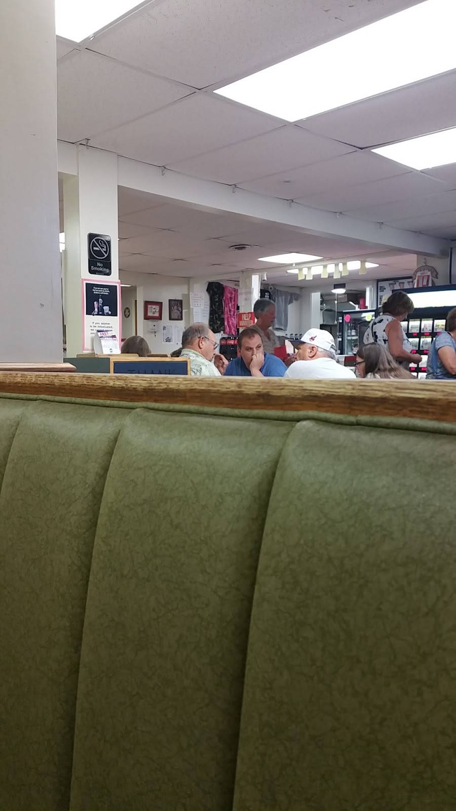 Coys Store & Pizza Shop | restaurant | 11919 US-422, Penn Run, PA 15765, USA | 7244639449 OR +1 724-463-9449