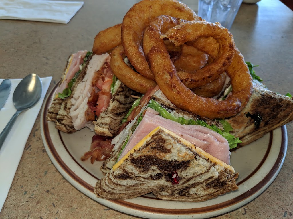 Brawleys Restaurant | cafe | 7848 E Wrightstown Rd, Tucson, AZ 85715, USA | 5207225571 OR +1 520-722-5571