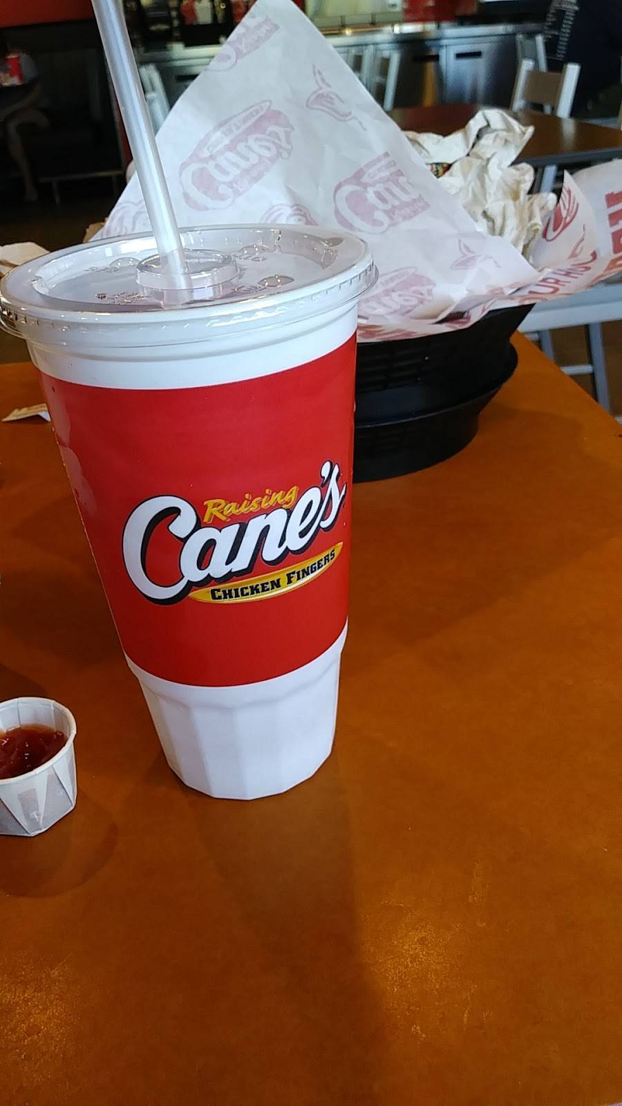 Raising Canes Chicken Fingers | meal takeaway | 6352 E Broadway Blvd, Tucson, AZ 85710, USA | 5203735203 OR +1 520-373-5203